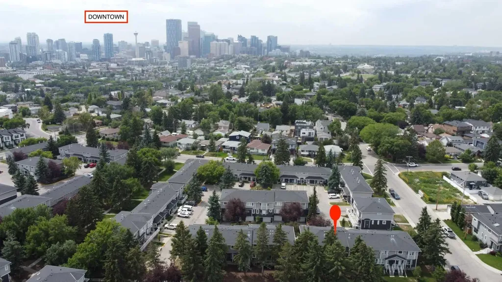 472 Regal Park NE Calgary AB T2E 0S6