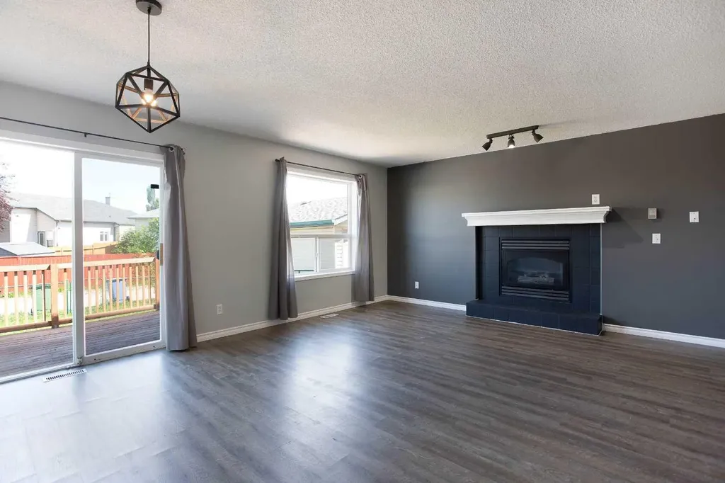 7269 Laguna Way NE Calgary AB T1Y7C9