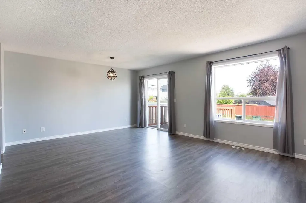 7269 Laguna Way NE Calgary AB T1Y7C9