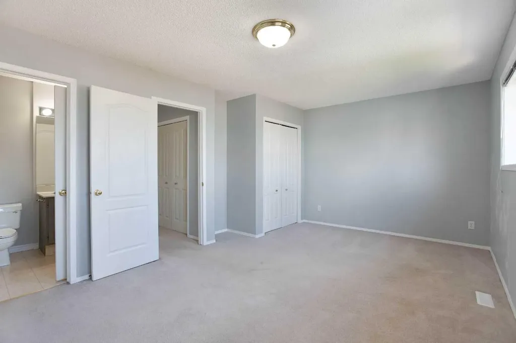 7269 Laguna Way NE Calgary AB T1Y7C9