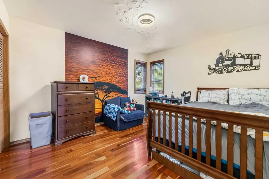 128 Santana Court NW Calgary AB T3K 3L9