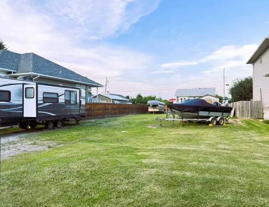 117 4 Street SW Slave Lake AB T0G 2A4