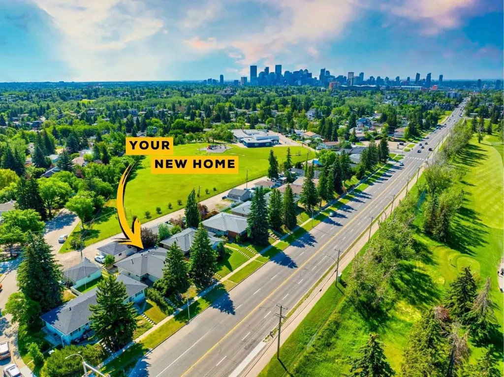 3222/3224 14 Street NW Calgary AB T2K1H8