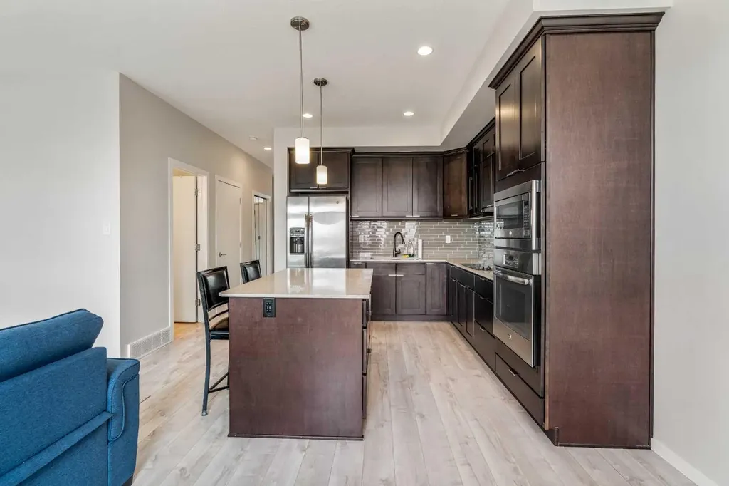 414 Highlands Boulevard W Lethbridge AB T1J 5K5