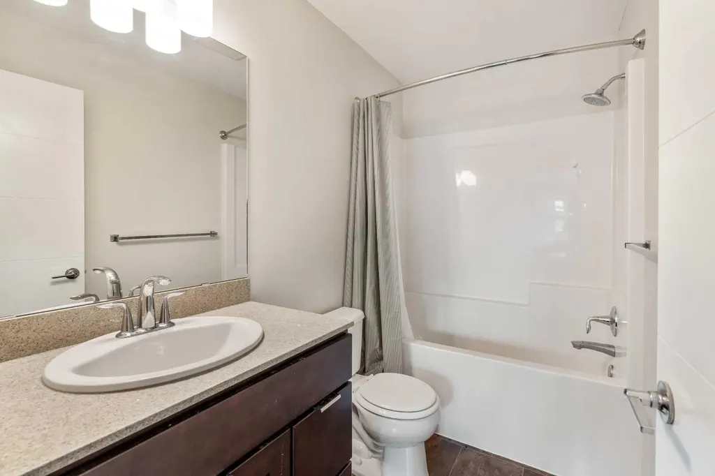 414 Highlands Boulevard W Lethbridge AB T1J 5K5
