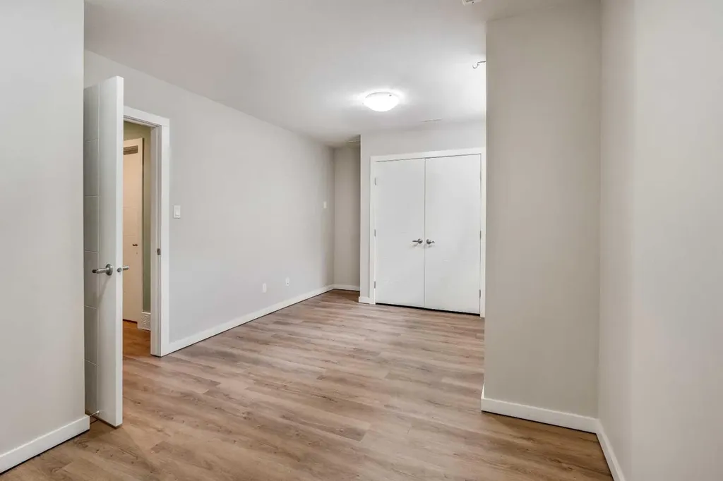 414 Highlands Boulevard W Lethbridge AB T1J 5K5