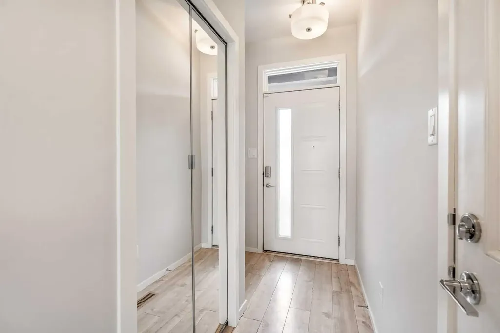 414 Highlands Boulevard W Lethbridge AB T1J 5K5