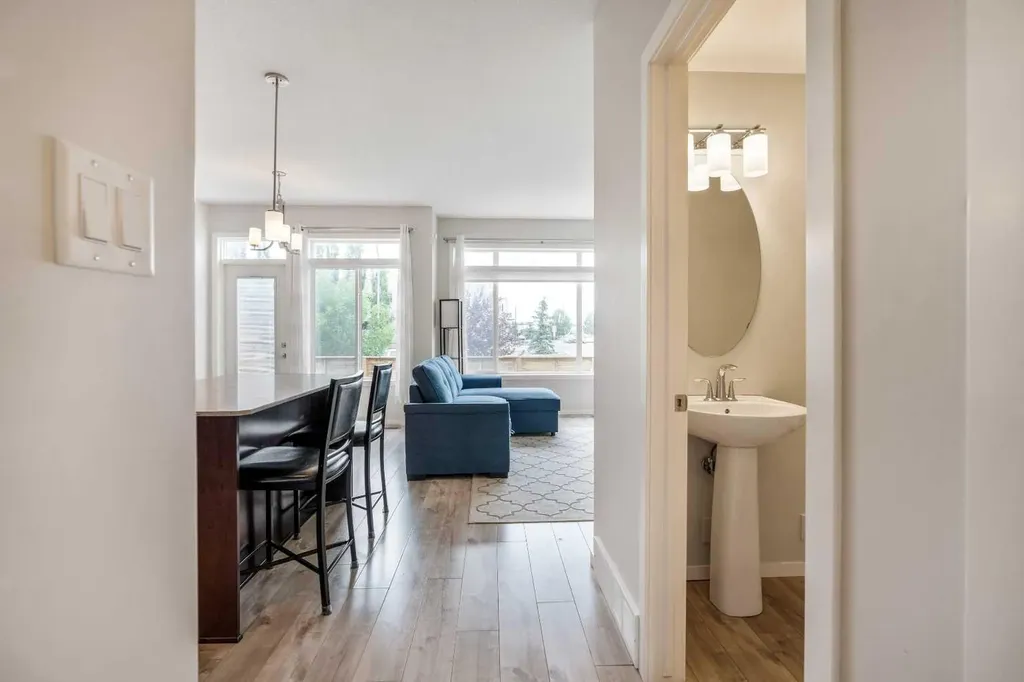 414 Highlands Boulevard W Lethbridge AB T1J 5K5