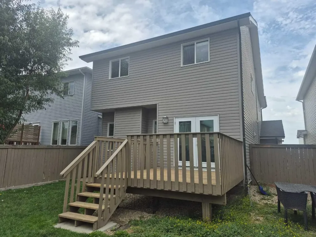 1548 Coalbanks Boulevard W Lethbridge AB T1J 5H7