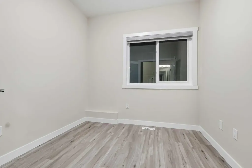 42 Red Sky Manor NE Calgary AB T3N 1N3