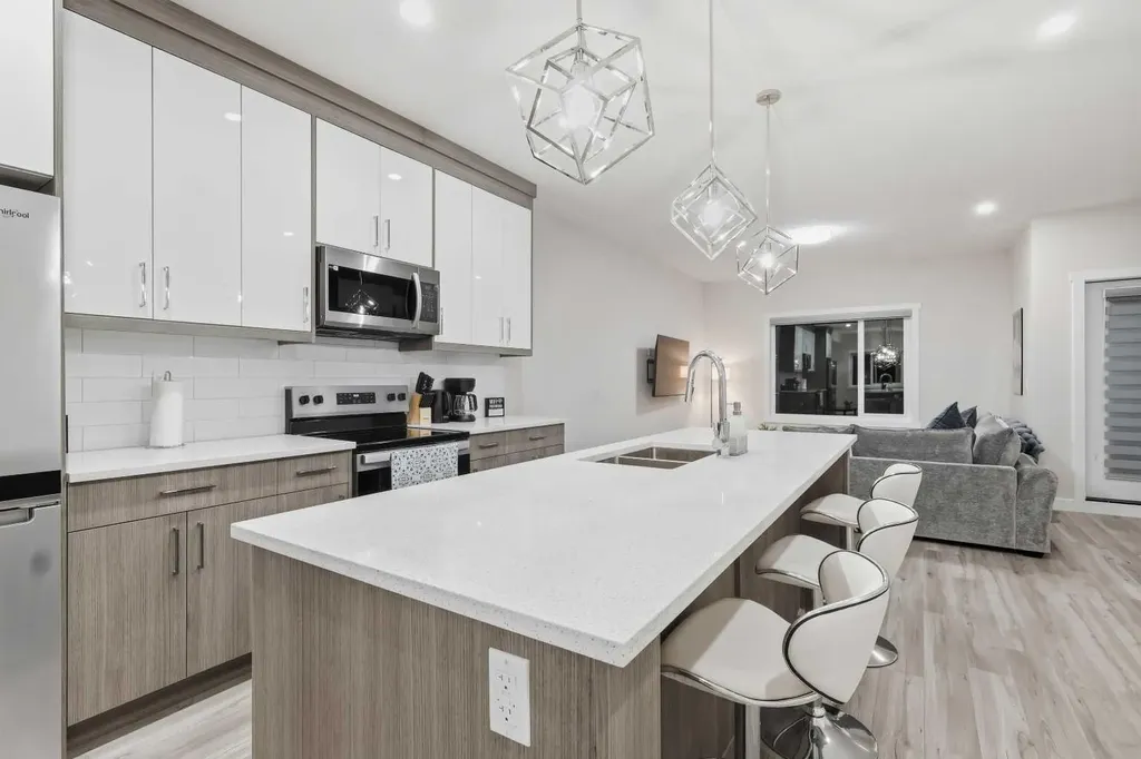 42 Red Sky Manor NE Calgary AB T3N 1N3