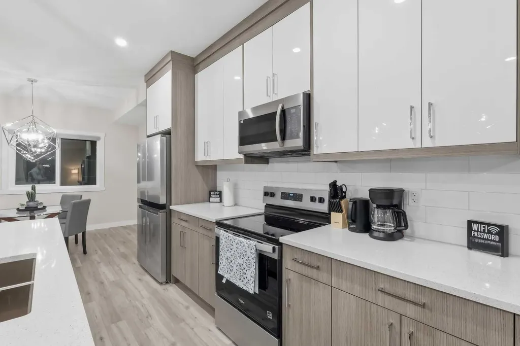 42 Red Sky Manor NE Calgary AB T3N 1N3