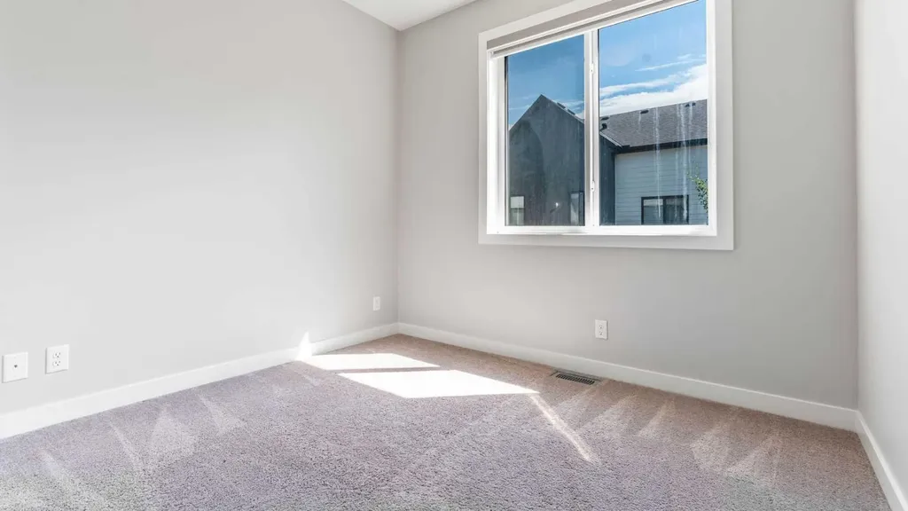 810 Redstone Crescent NE Calgary AB T3N 1M3