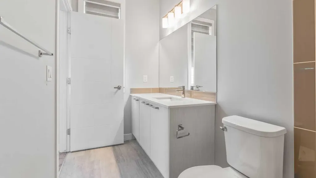 810 Redstone Crescent NE Calgary AB T3N 1M3