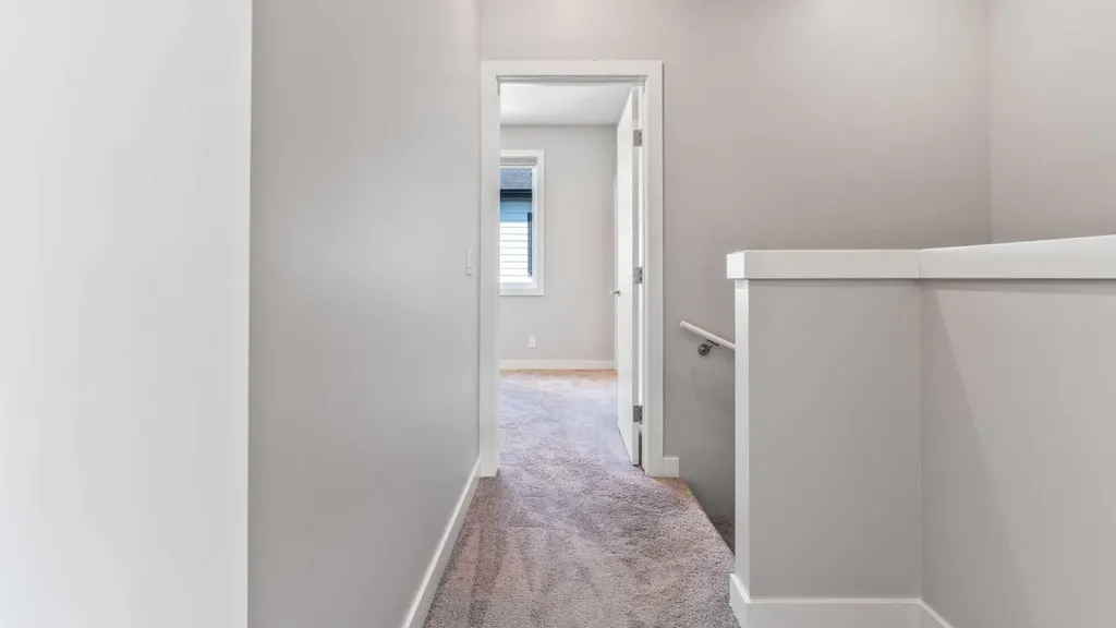 810 Redstone Crescent NE Calgary AB T3N 1M3