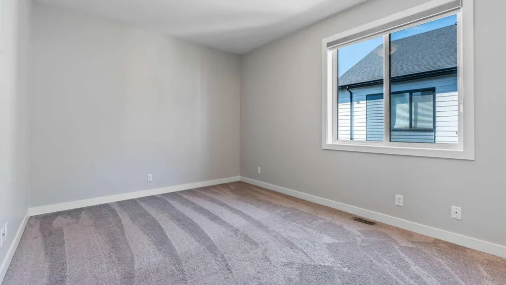 810 Redstone Crescent NE Calgary AB T3N 1M3