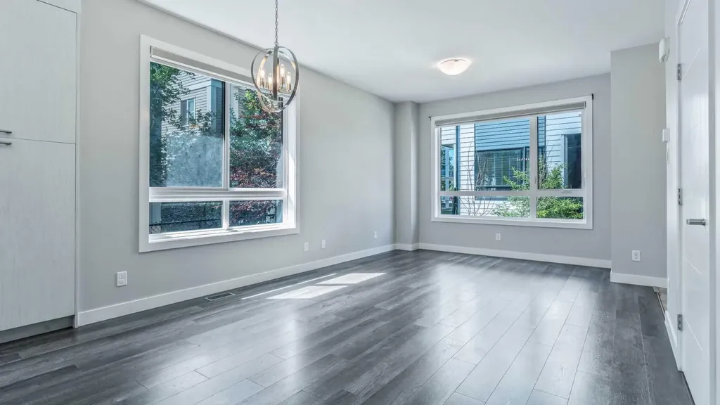 810 Redstone Crescent NE Calgary AB T3N 1M3