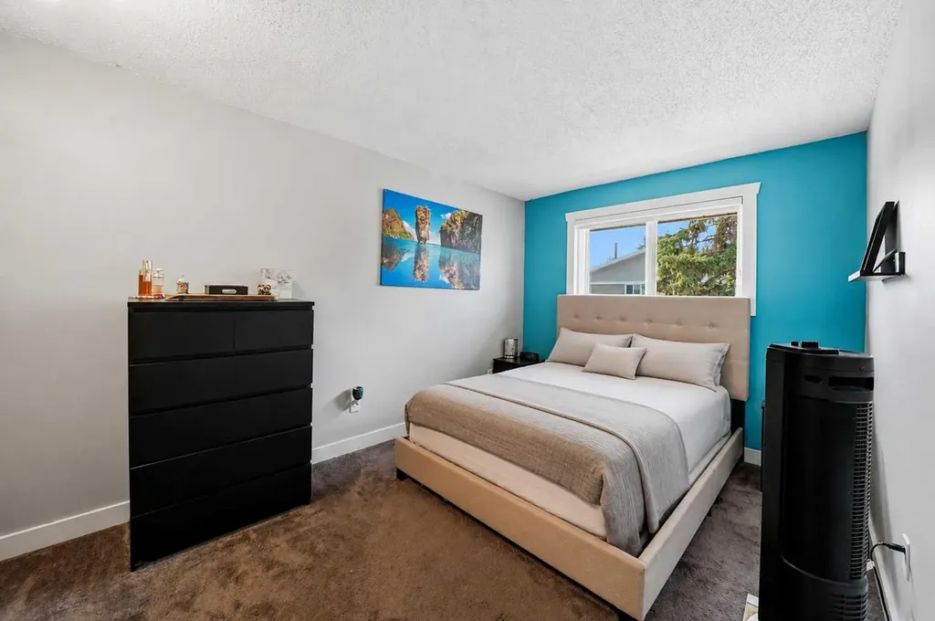 5812 61 Street Red Deer AB T4N 6H4