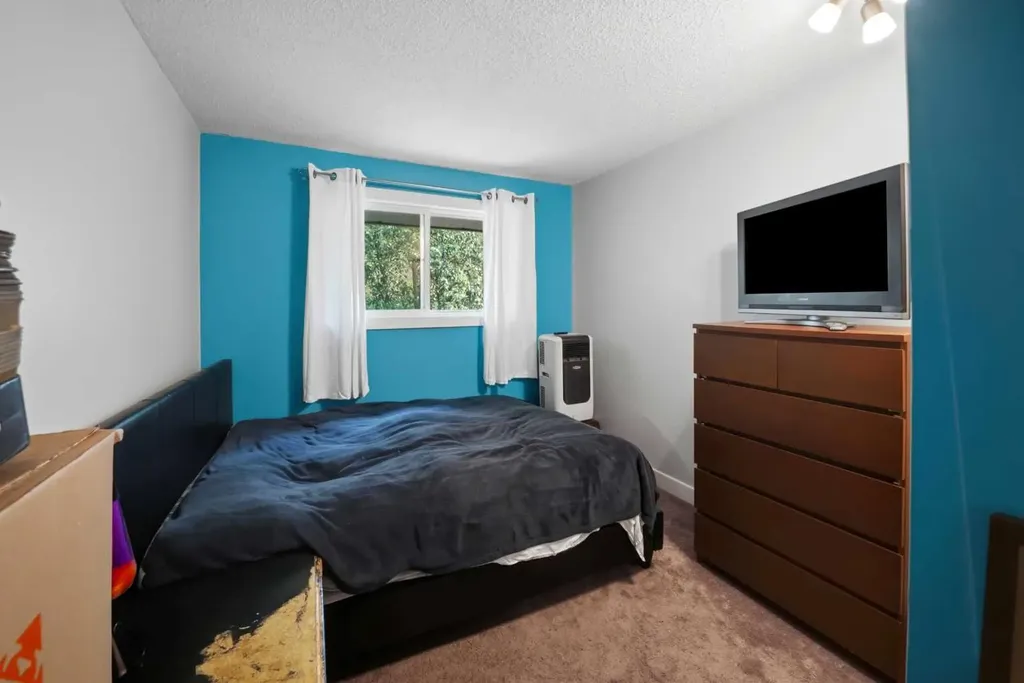 5812 61 Street Red Deer AB T4N 6H4
