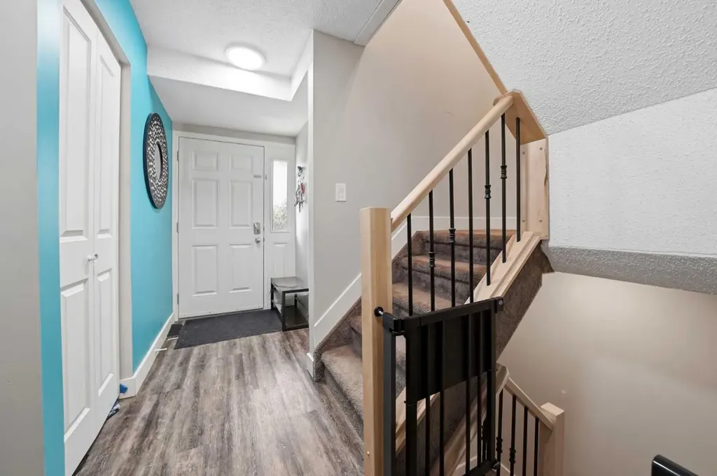 5812 61 Street Red Deer AB T4N 6H4