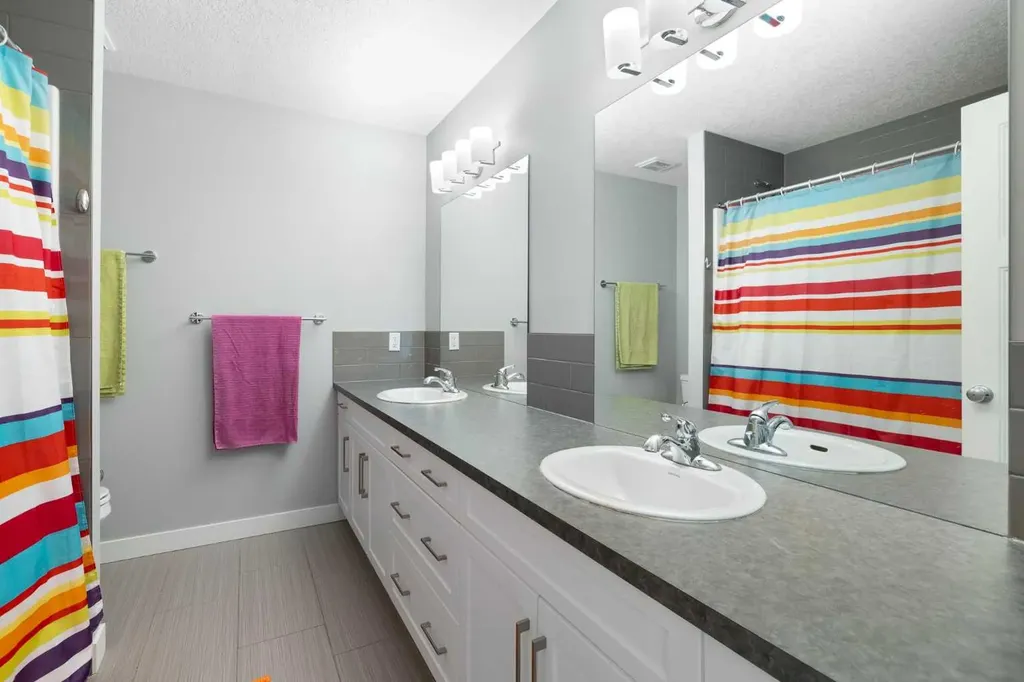94 Masters Mews SE Calgary AB T3M 2B4