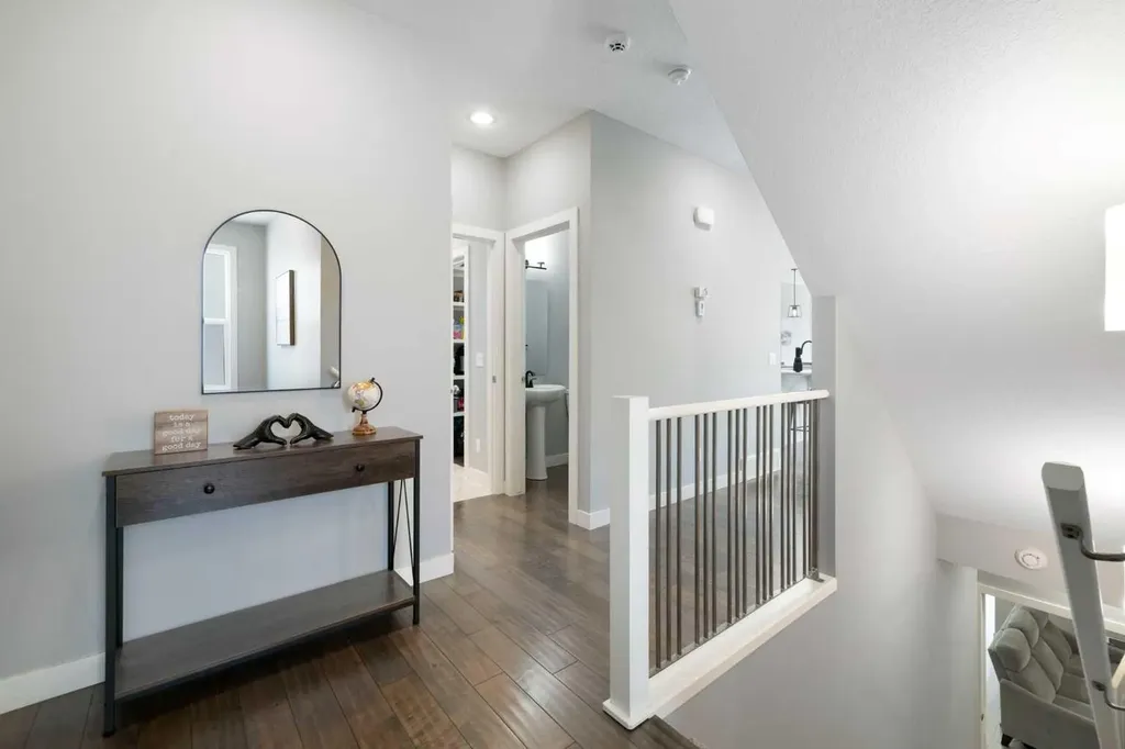 94 Masters Mews SE Calgary AB T3M 2B4