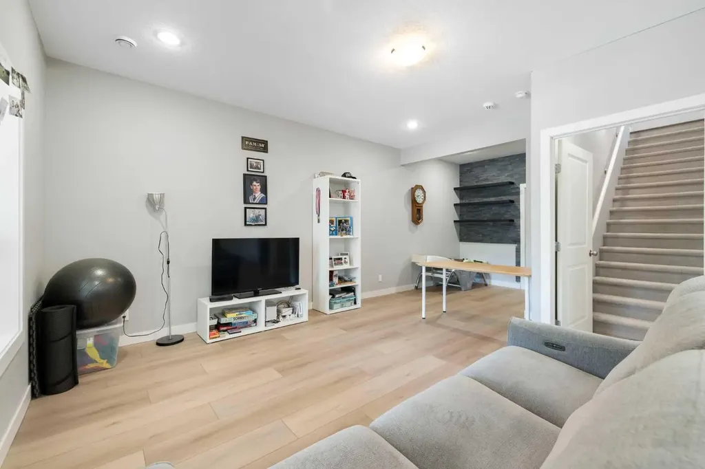 94 Masters Mews SE Calgary AB T3M 2B4