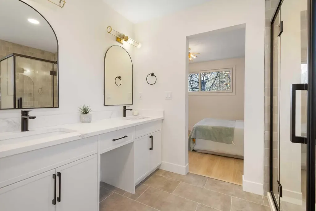 4812 Verona Drive NW Calgary AB T3A 0P4
