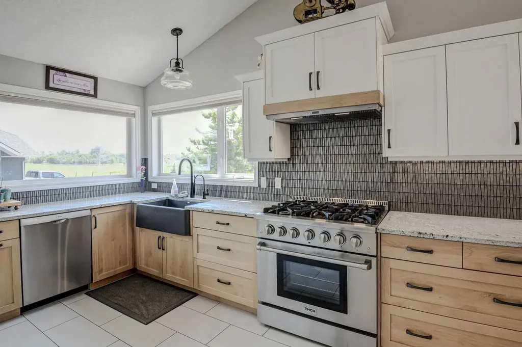 226016 76 Street E Rural Foothills County AB T1S 3W2