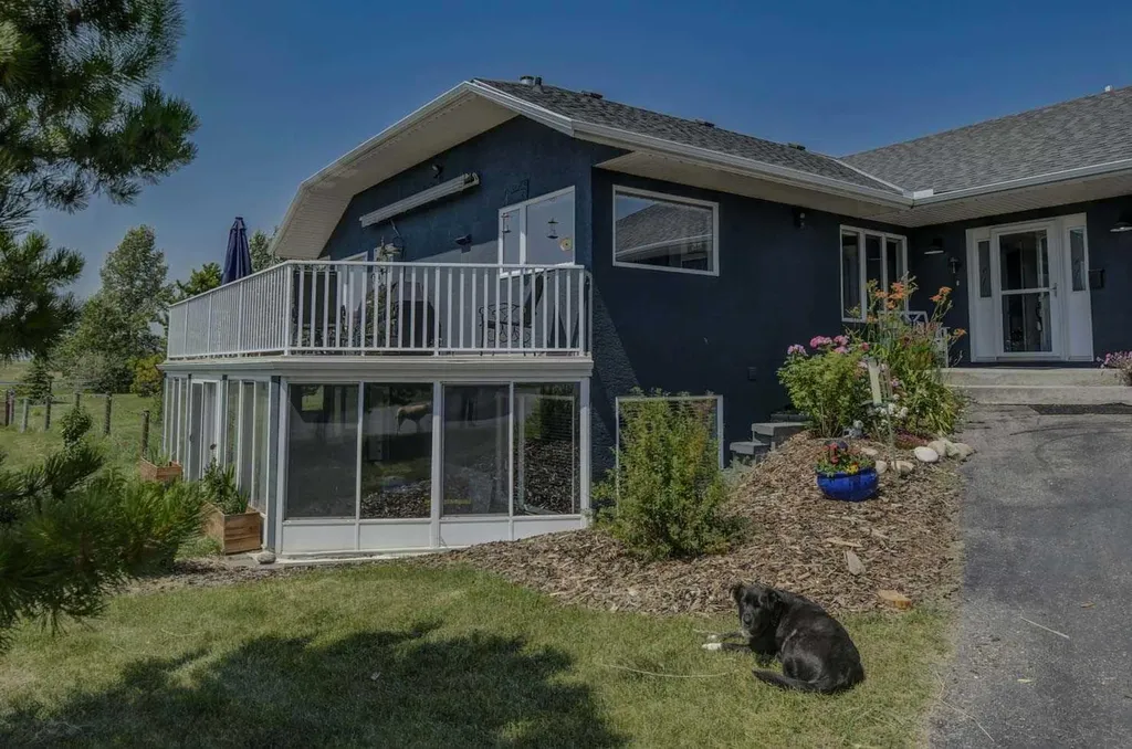 226016 76 Street E Rural Foothills County AB T1S 3W2