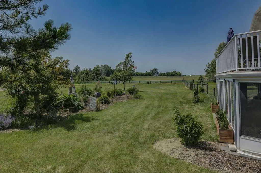 226016 76 Street E Rural Foothills County AB T1S 3W2