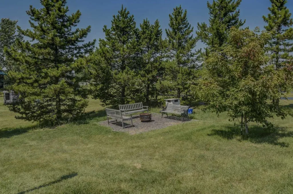 226016 76 Street E Rural Foothills County AB T1S 3W2