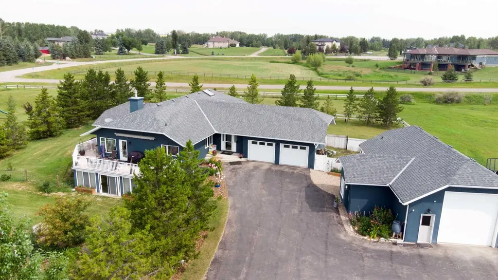 226016 76 Street E Rural Foothills County AB T1S 3W2