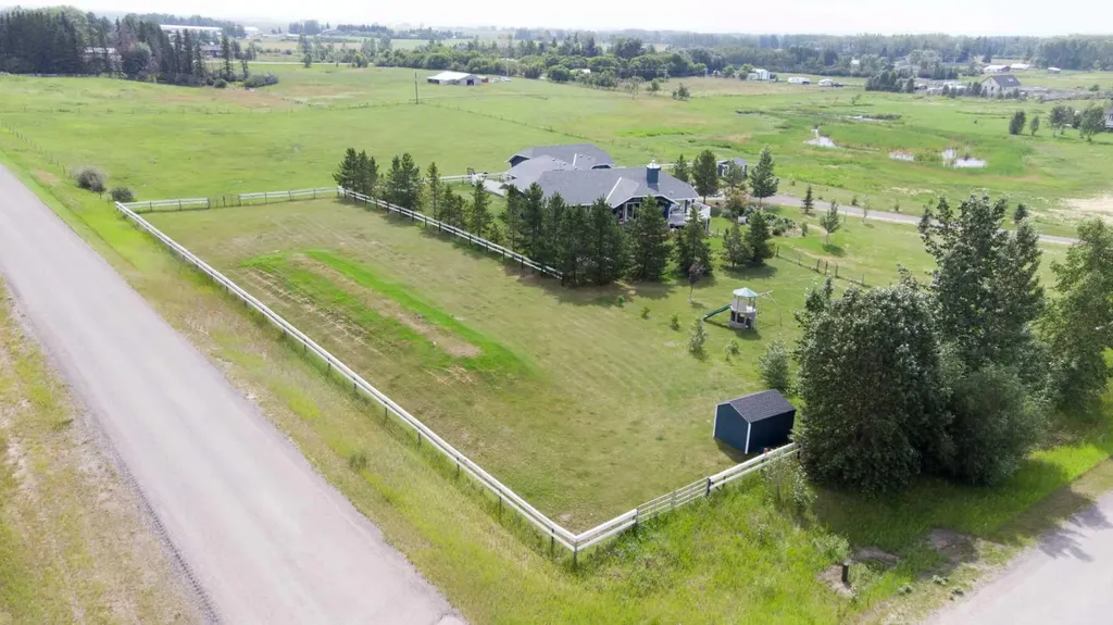226016 76 Street E Rural Foothills County AB T1S 3W2