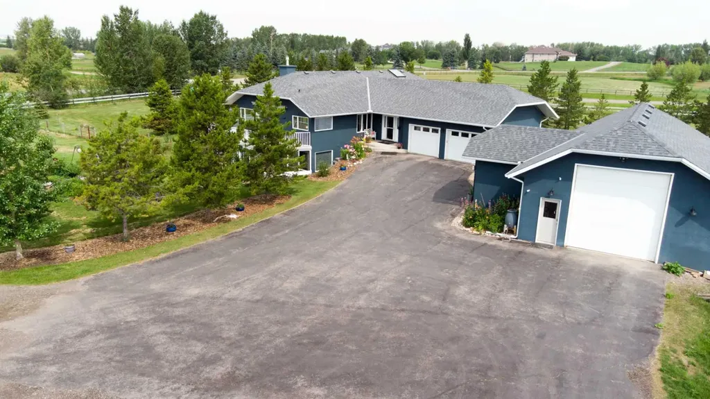 226016 76 Street E Rural Foothills County AB T1S 3W2