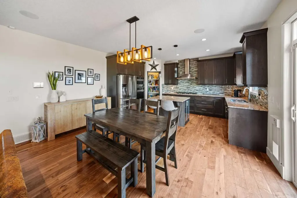 110 Kinniburgh Road Chestermere AB T1X 0T8