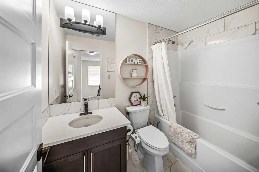 110 Kinniburgh Road Chestermere AB T1X 0T8