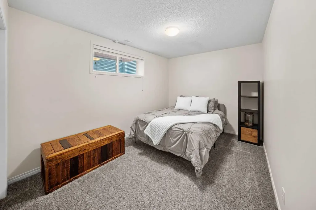 110 Kinniburgh Road Chestermere AB T1X 0T8