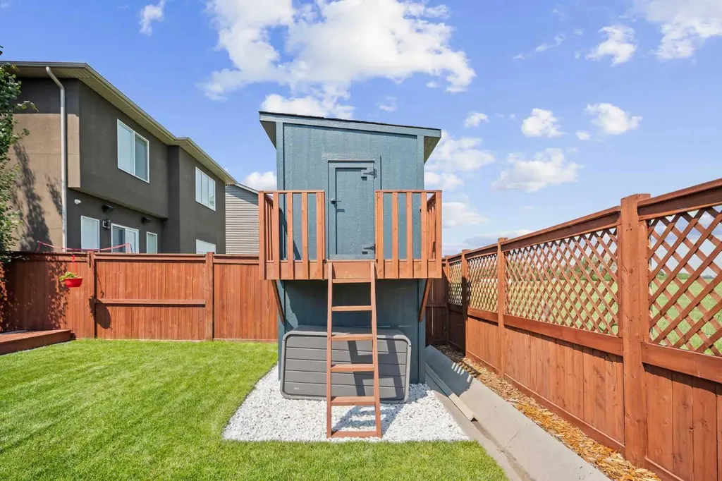 110 Kinniburgh Road Chestermere AB T1X 0T8