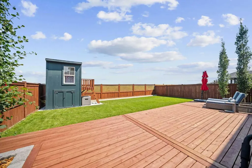 110 Kinniburgh Road Chestermere AB T1X 0T8