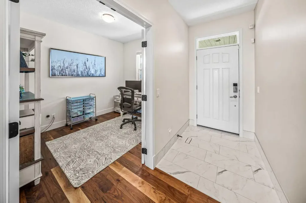 110 Kinniburgh Road Chestermere AB T1X 0T8