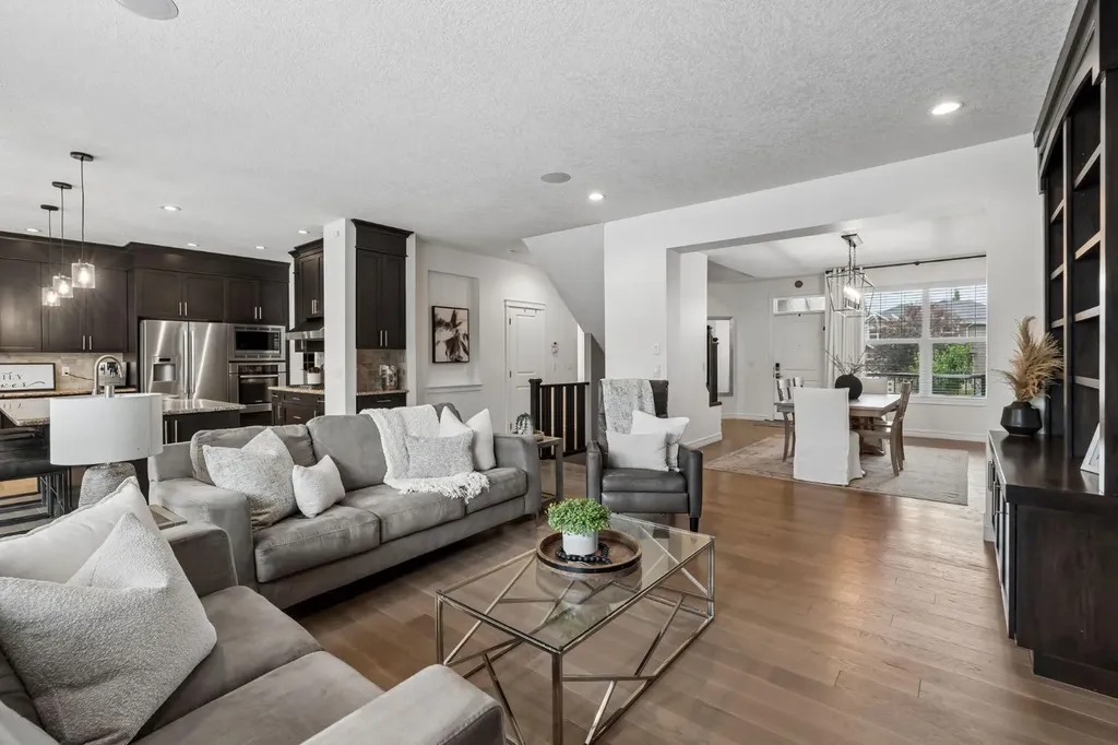 46 Aspenshire Place SW Calgary AB T3H 0P6