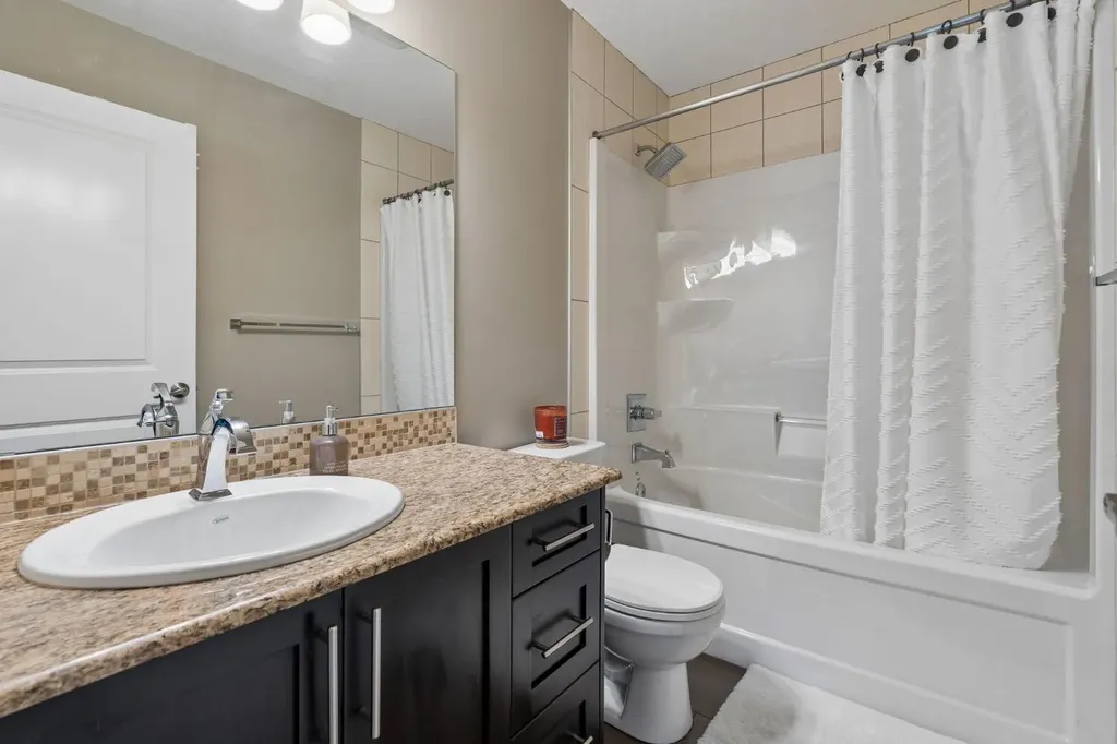 46 Aspenshire Place SW Calgary AB T3H 0P6