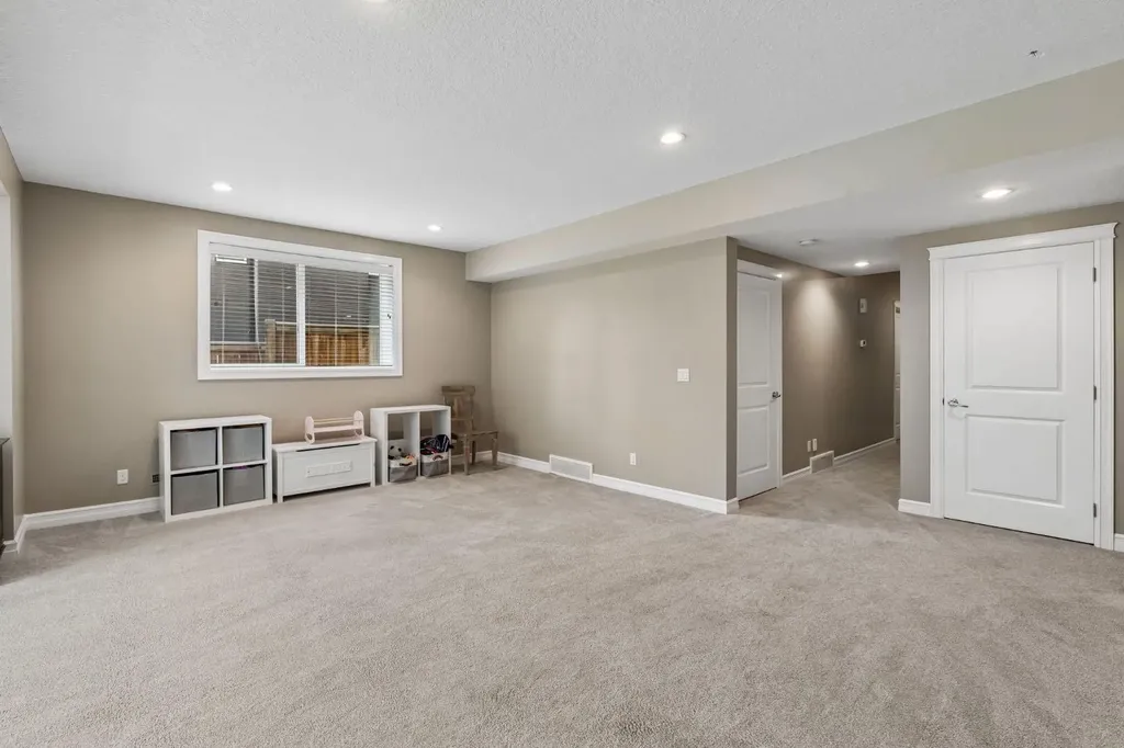 46 Aspenshire Place SW Calgary AB T3H 0P6