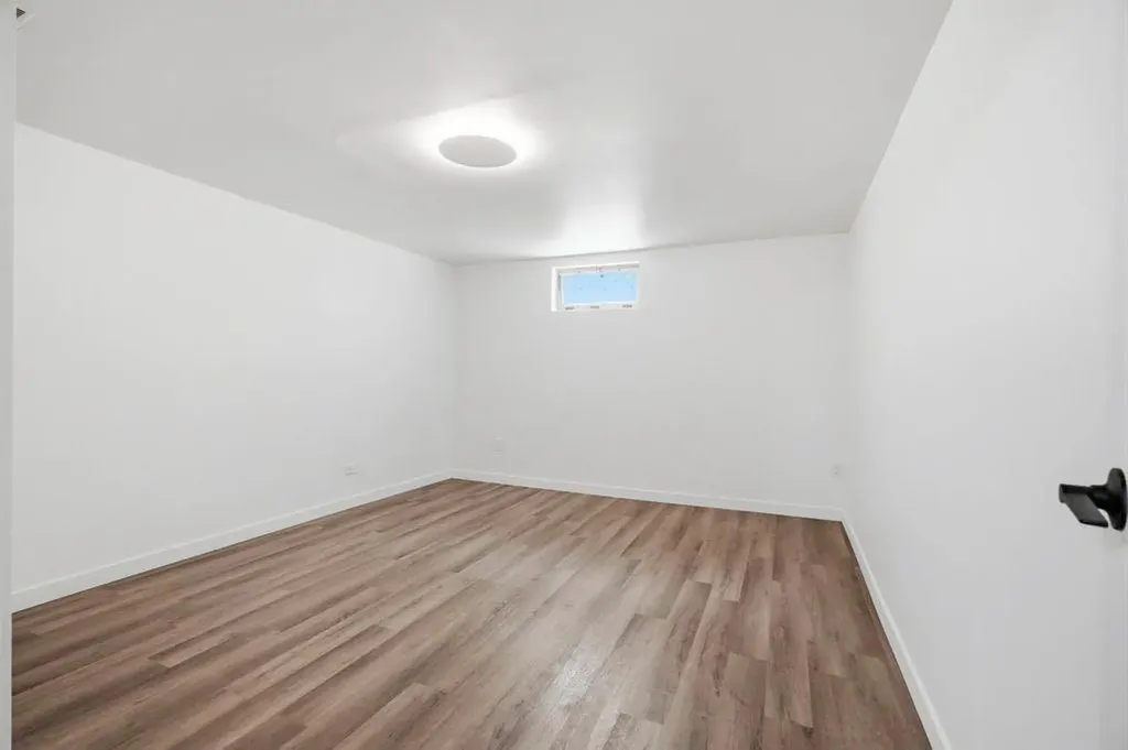 9832 Athens Road SE Calgary AB t2j1b9