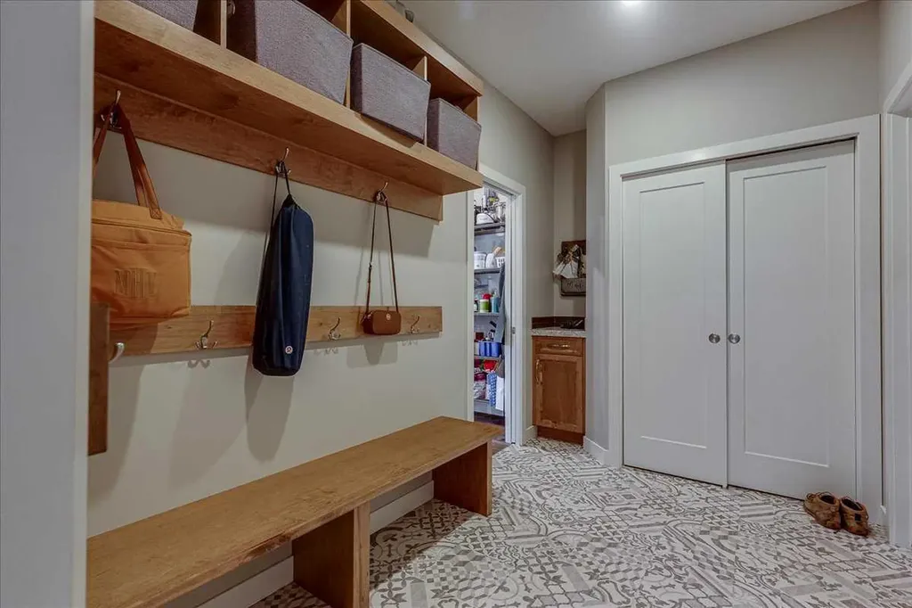29 Longmire Close Red Deer AB T4R 0S7