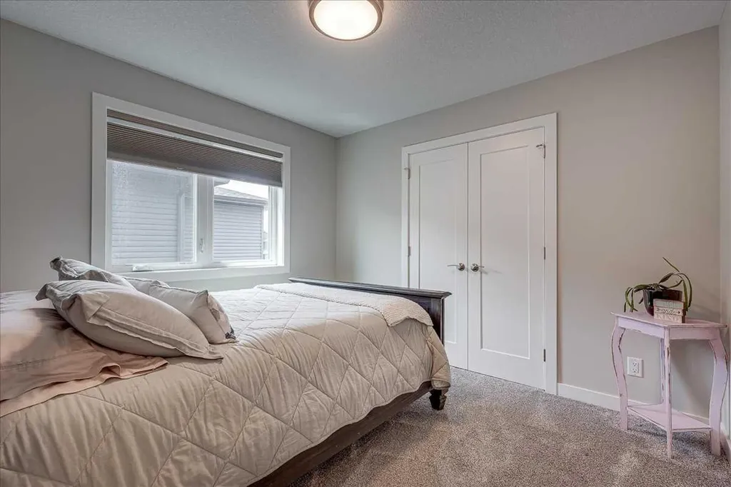 29 Longmire Close Red Deer AB T4R 0S7