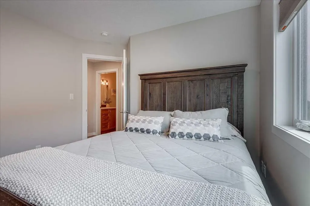29 Longmire Close Red Deer AB T4R 0S7