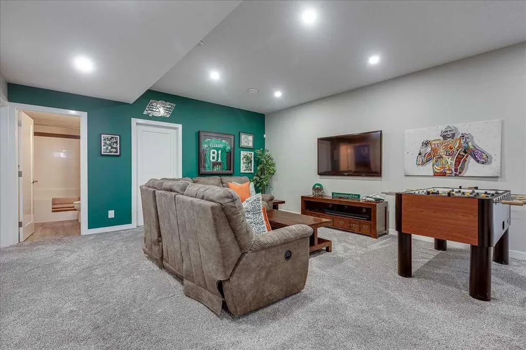 29 Longmire Close Red Deer AB T4R 0S7