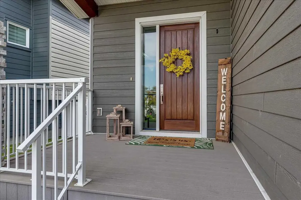 29 Longmire Close Red Deer AB T4R 0S7